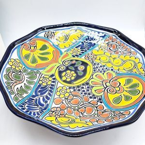 Talavera Mexican Pottery Plate Stand‎